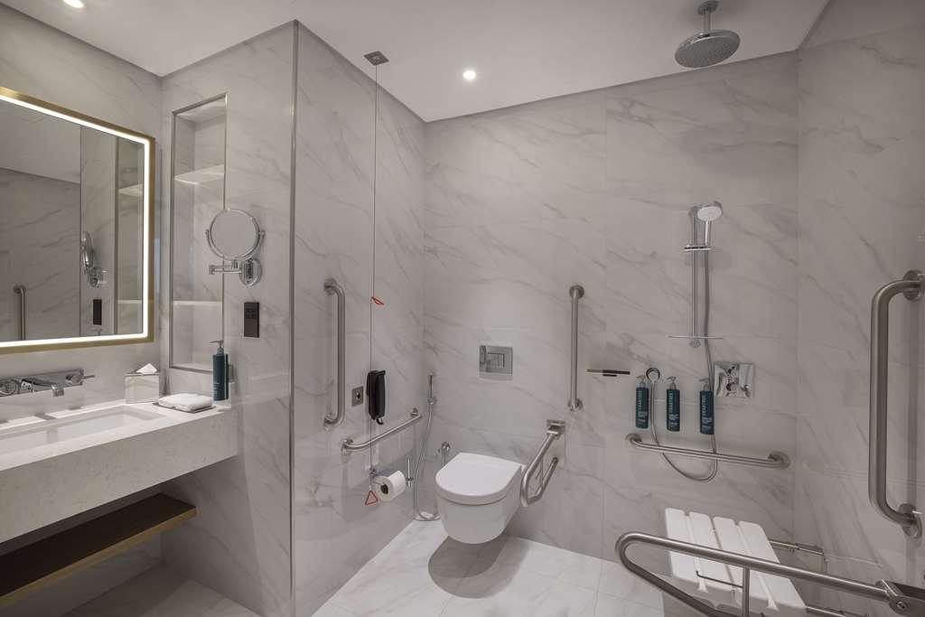 Hilton Garden Inn Dubai Business Bay Szoba fotó